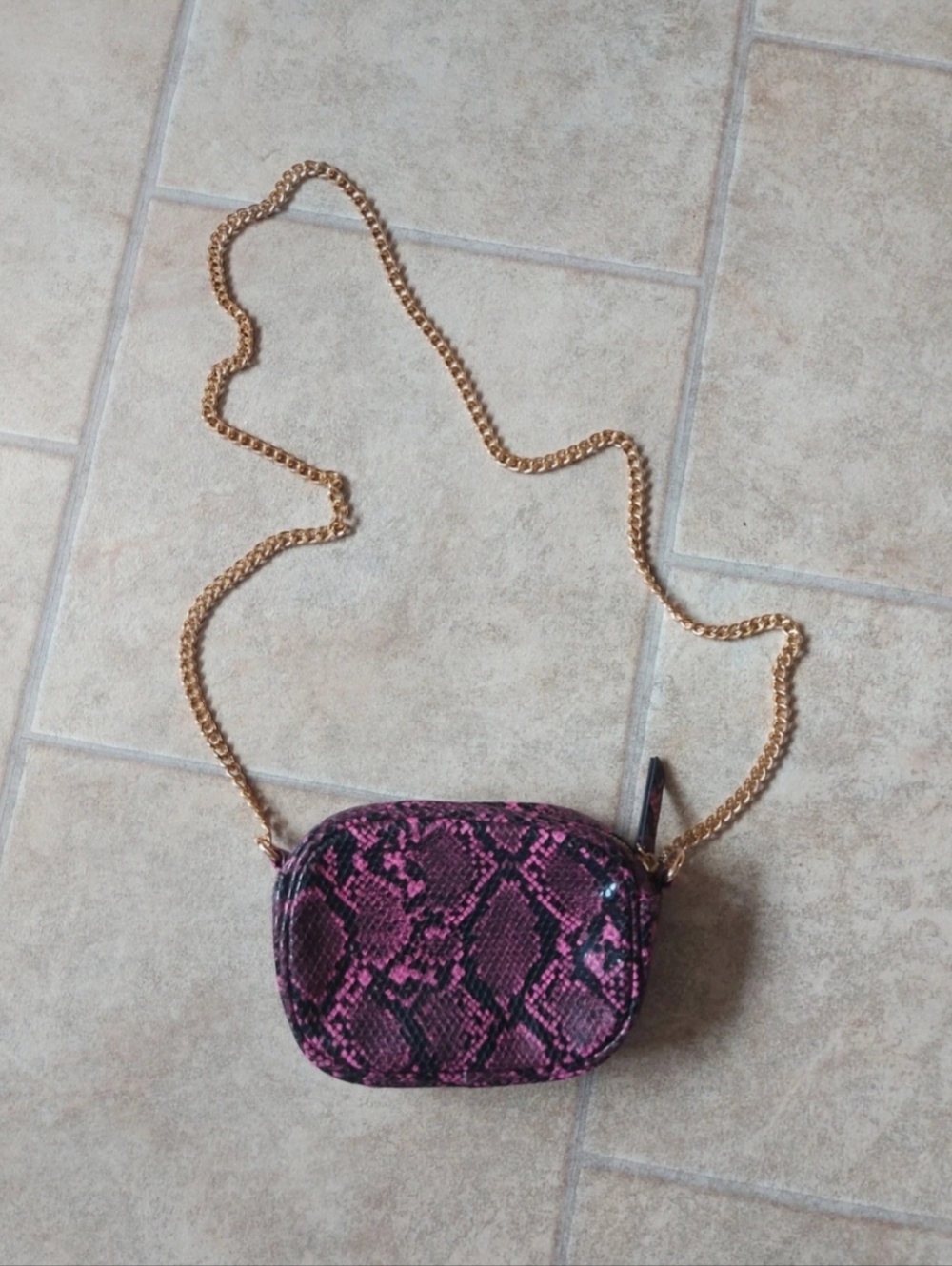 New Look Pink Color Snakeprint Chain Strap Handbag (Cant Ship Until May 16th)